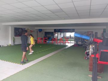 🌟 ¡Oportunidad Única para Inversionistas y Desarrolladores! 🌟

Descubre una joya de terreno en el corazón de La Esperanza, Trujillo. Presentamos un