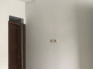 Rumah 2 lantai siap huni di dekat samsat cinere depok