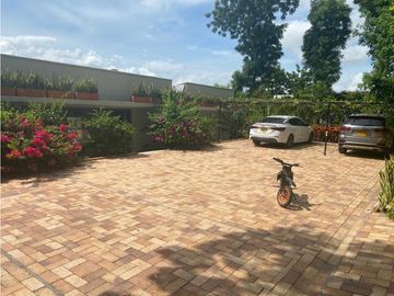 Venta Finca en Santafe de Antioquia, 1.767 mts, Unidad Cerrada