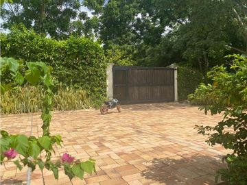 Venta Finca en Santafe de Antioquia, 1.767 mts, Unidad Cerrada