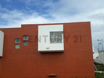 En venta casa  Portón Equinoccial , Mitad del Mundo,San Antonio de Pichincha