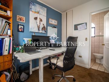 Acogedora casa con inmejorable ubicación.