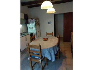 VENDE CASA EN LA PUNTILLA ZONA CORTIJO