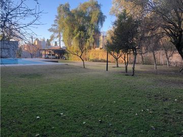 VENDE CASA EN LA PUNTILLA ZONA CORTIJO