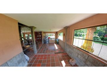 VENTA FINCA 8000mts 250 construidos Parcelación abierta La Ceja