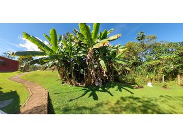 VENTA FINCA 8000mts 250 construidos Parcelación abierta La Ceja
