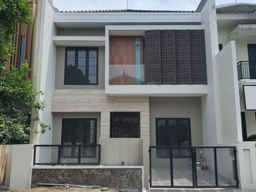 Rumah San Diego Hadap Selatan, New, Minimalis