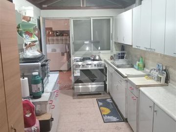 Casa en Venta en Av. 3 Pte / Andres amenabar Vergara