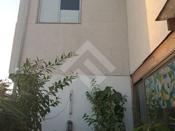 Casa en Venta en Av. 3 Pte / Andres amenabar Vergara