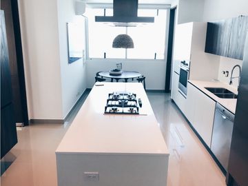 En Venta  Apartamento de Lujo en Santa María (MM)