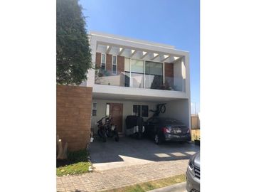 Casa En Venta En Parque San José Lomas De Angelopolis