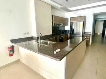 VENTA PH RIVAGE MODELO C- AMOBLADO.