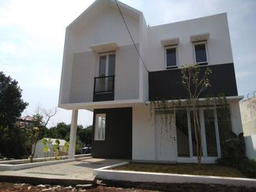 Jual rumah mewah cantik rasa villa sejuk asri di kota bandun gcikutra pahlawan dago