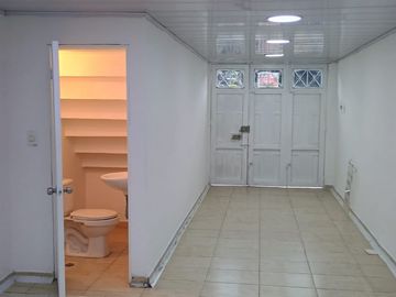 local en arriendo en metropolis. Cod A7260401