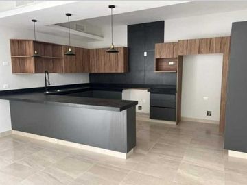 CASA EN VENTA EN LOS VIÑEDOS EN TORREÓN, COAHUILA.