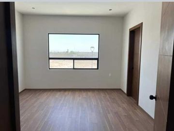CASA EN VENTA EN LOS VIÑEDOS EN TORREÓN, COAHUILA.