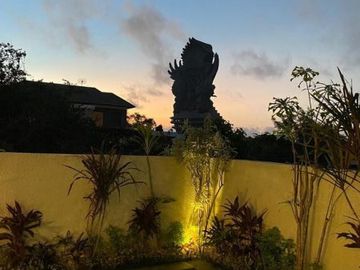 Villa Super Cantik Dengan View Patung Gelora Wisnu Kencana Bali
