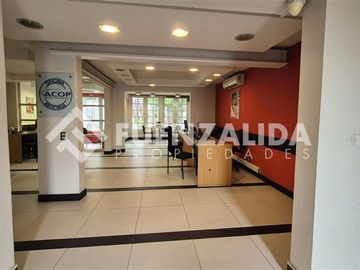 Local Comercial en arriendo en Peñalolén