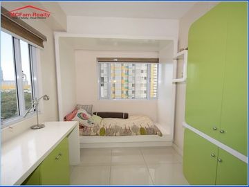 AFFORDABLE PRESELLING STUDIO UNIT UNIVERSITY TOWER 5 AT UST