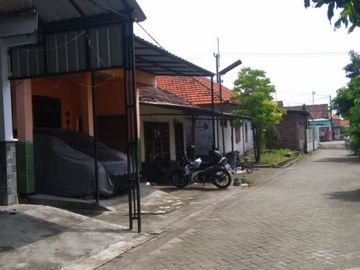 Rumah 1 Lantai di Cangkir Driyorejo Gresik