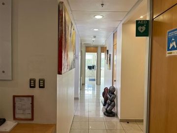 OFICINA IDEAL CLINICA,1 PABELLON/ 5 BOX, HOTEL MARRIOTT.