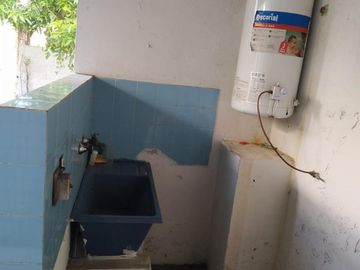 CASA + LOCAL SOBRE LOTE DE 7,80 x 43,30