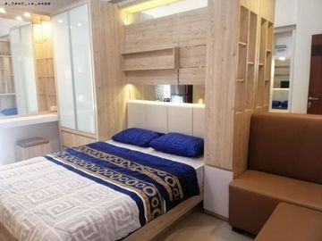 Apt. Gunawangsa Merr View Pool Full Furnished Okkra