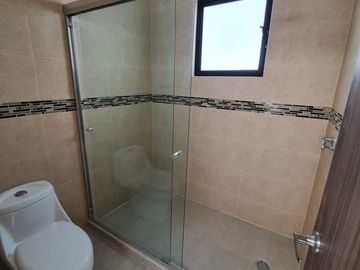 Residencia de Autor en La Condesa Juriquilla, 4 Recamaras, Sala de TV, 3.5 Baño