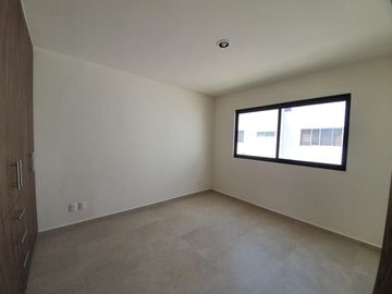Residencia de Autor en La Condesa Juriquilla, 4 Recamaras, Sala de TV, 3.5 Baño
