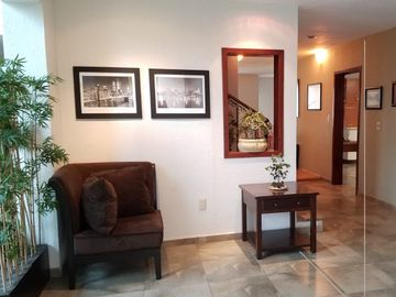 SE VENDE CASA NUEVA EN COTO DE FRACC.LAS BRISAS, TEPIC
