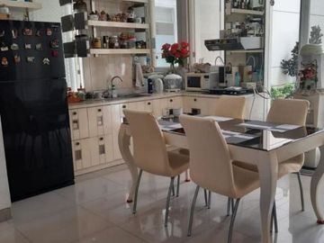 Rumah Imperial Beach Pakuwon City MINIMALIS FURNISH SIAP HUNI