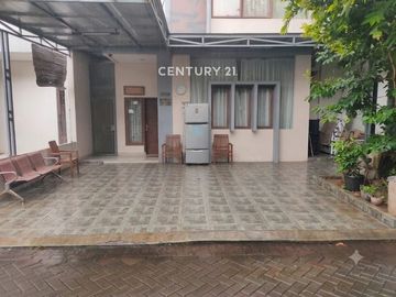 Rumah Full Furnished Cluster Alamanda JGC 4 KT Siap AJB