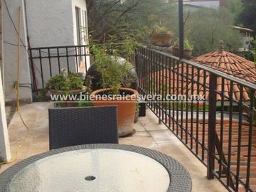 CASA EN VENTA EN TEQUISQUIAPAN AMALIA EN CLUB DE GOLF