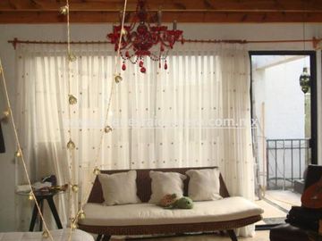CASA EN VENTA EN TEQUISQUIAPAN AMALIA EN CLUB DE GOLF