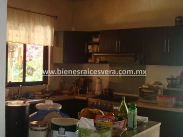 CASA EN VENTA EN TEQUISQUIAPAN AMALIA EN CLUB DE GOLF