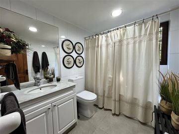 Arrendamos Excelente Casa en Loteo La Reina