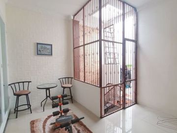 Rumah dijual hadap Timur di Rajawali Bintaro sektor 9, 4829-SC 0811111----