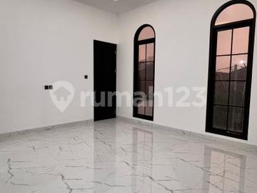 Dijual Brand New Modern House di Nusa Loka BSD