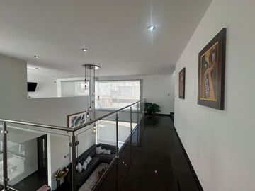 VENTA DE CASA EN VILLA MAGNA