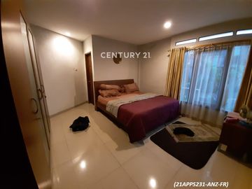 Dijual Rumah Asri Siap Huni Lay Out luas Dalam Cluster Bintaro