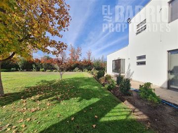 Casa en Venta en Chicureo Centro