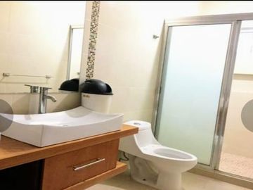 CASA EN VENTA MILENIO III, CON RECAMARA EN PLANTA BAJA