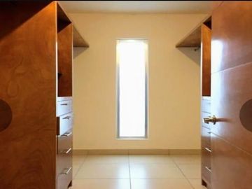CASA EN VENTA MILENIO III, CON RECAMARA EN PLANTA BAJA