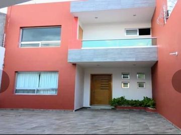 CASA EN VENTA MILENIO III, CON RECAMARA EN PLANTA BAJA