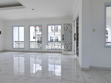 Dijual Rumah Baru 3 Lantai di Lebak Bulus – Dekat South Quarter, Private Lift