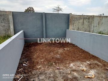 Hunian Modern Minimalis di Araya Denmoza Malang