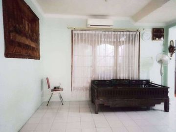 JUAL MURAH RUMAH ASRI LUAS 280 M, di Kompleks BILLYMOON - JAKARTA TIMUR