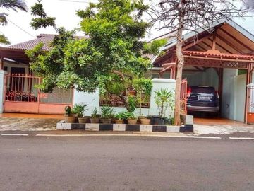 JUAL MURAH RUMAH ASRI LUAS 280 M, di Kompleks BILLYMOON - JAKARTA TIMUR
