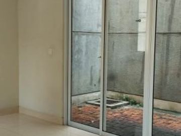 Disewakan Rumah Vanya Park Cluster Azura BSD City Tangerang Murah Bagus Nyaman Siap Huni