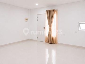 Dijual Rumah Siap Huni di Sevilla Park BSD City